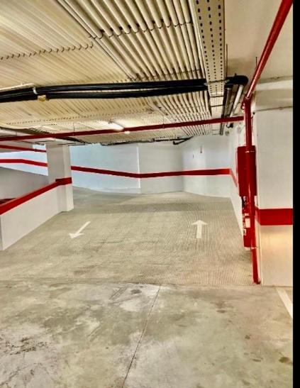 Estudio Con Parking Centro De Malaga By Grupo Bmorales Exteriör bild